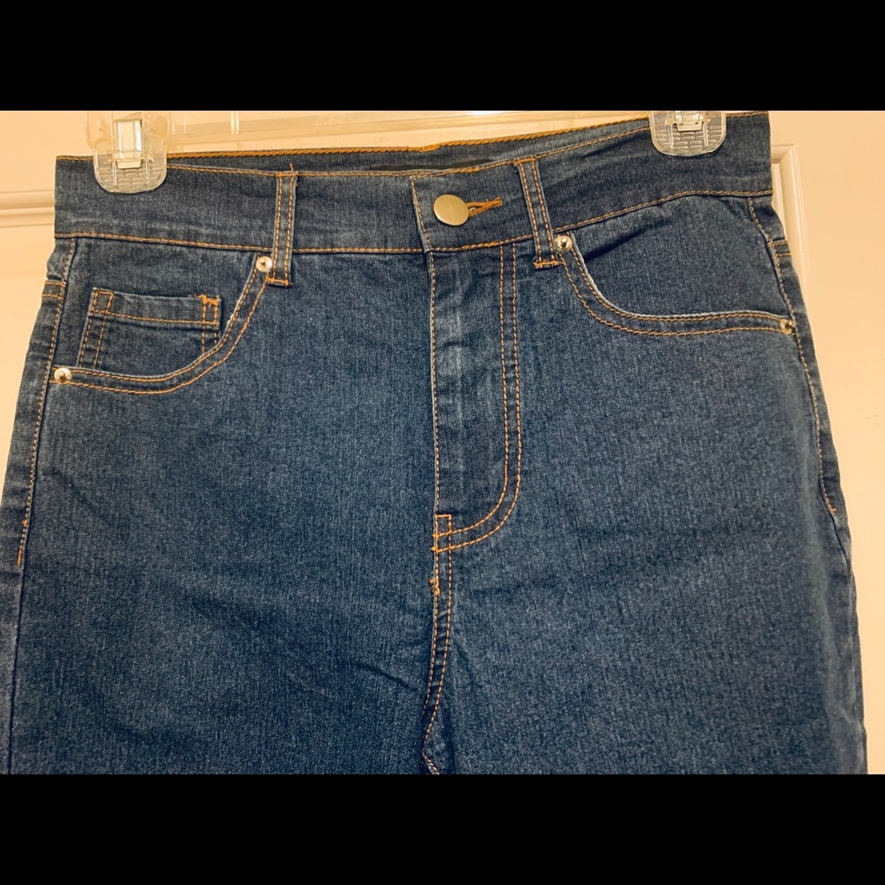 Forever 21 skinn Jeans Sixe 25 New